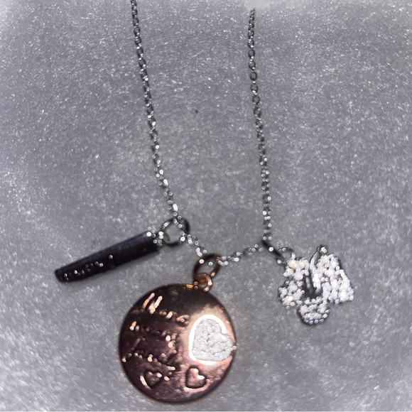 Disney Ohana means Family necklace - Picture 4 of 5